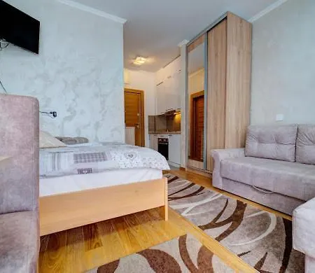 Marijana S6 Elsa 1 * Zlatibor